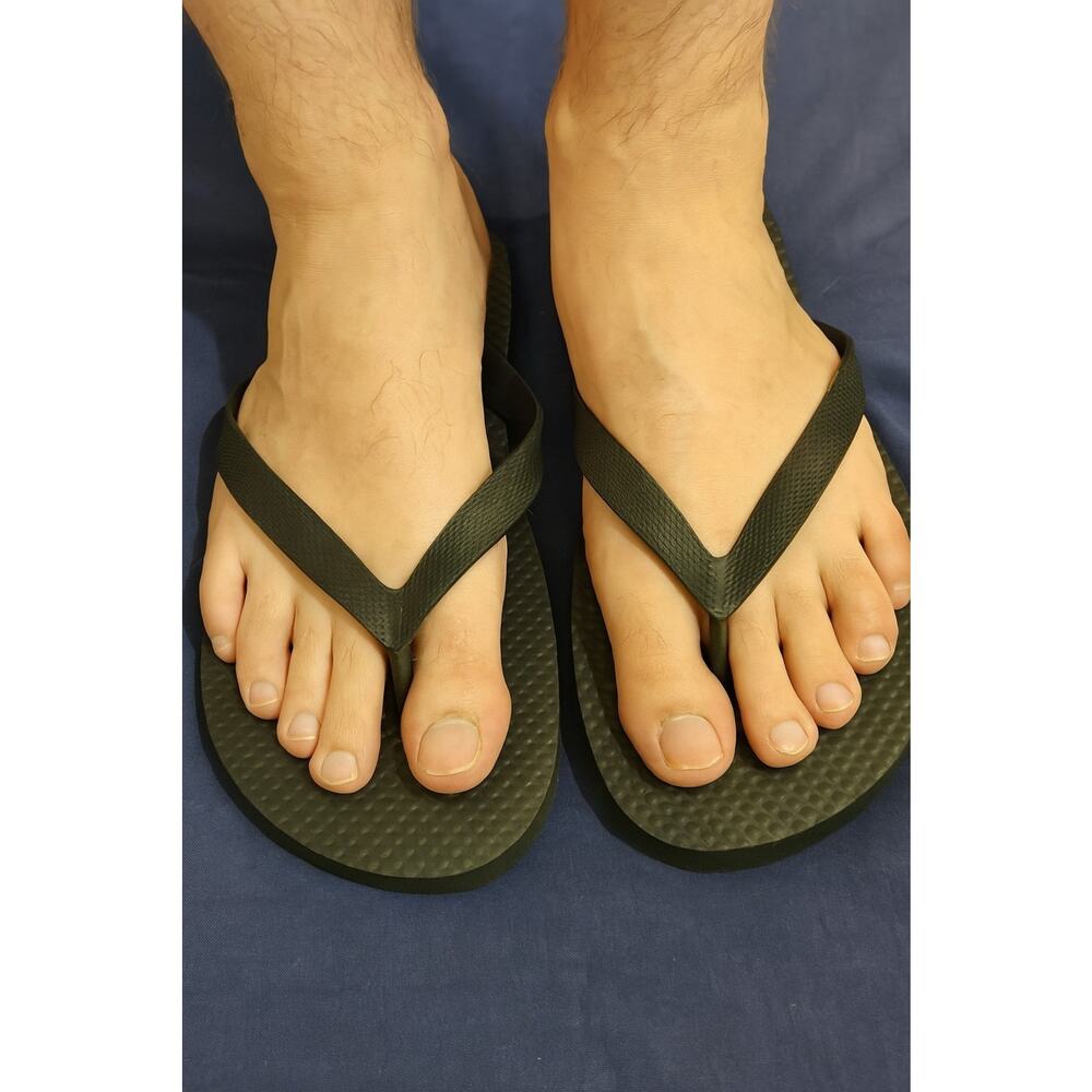 Juncture Men's Flip Flops Size 6/7- New